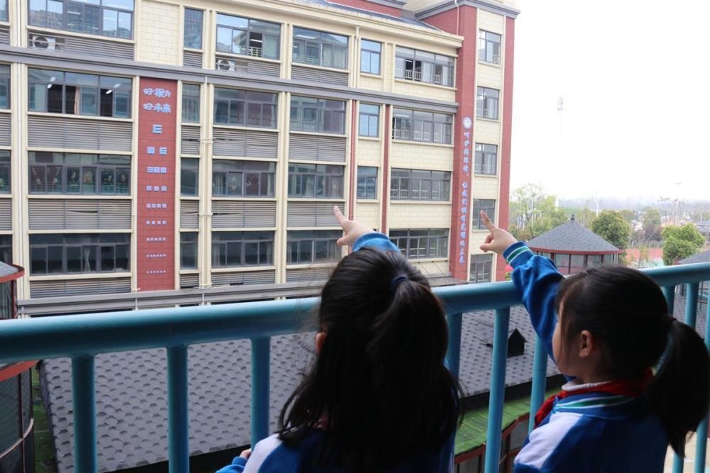 久久久久亚洲av无码专区蜜芽